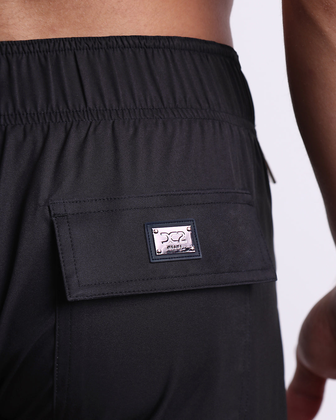 JET BLACK - Flex Shorts