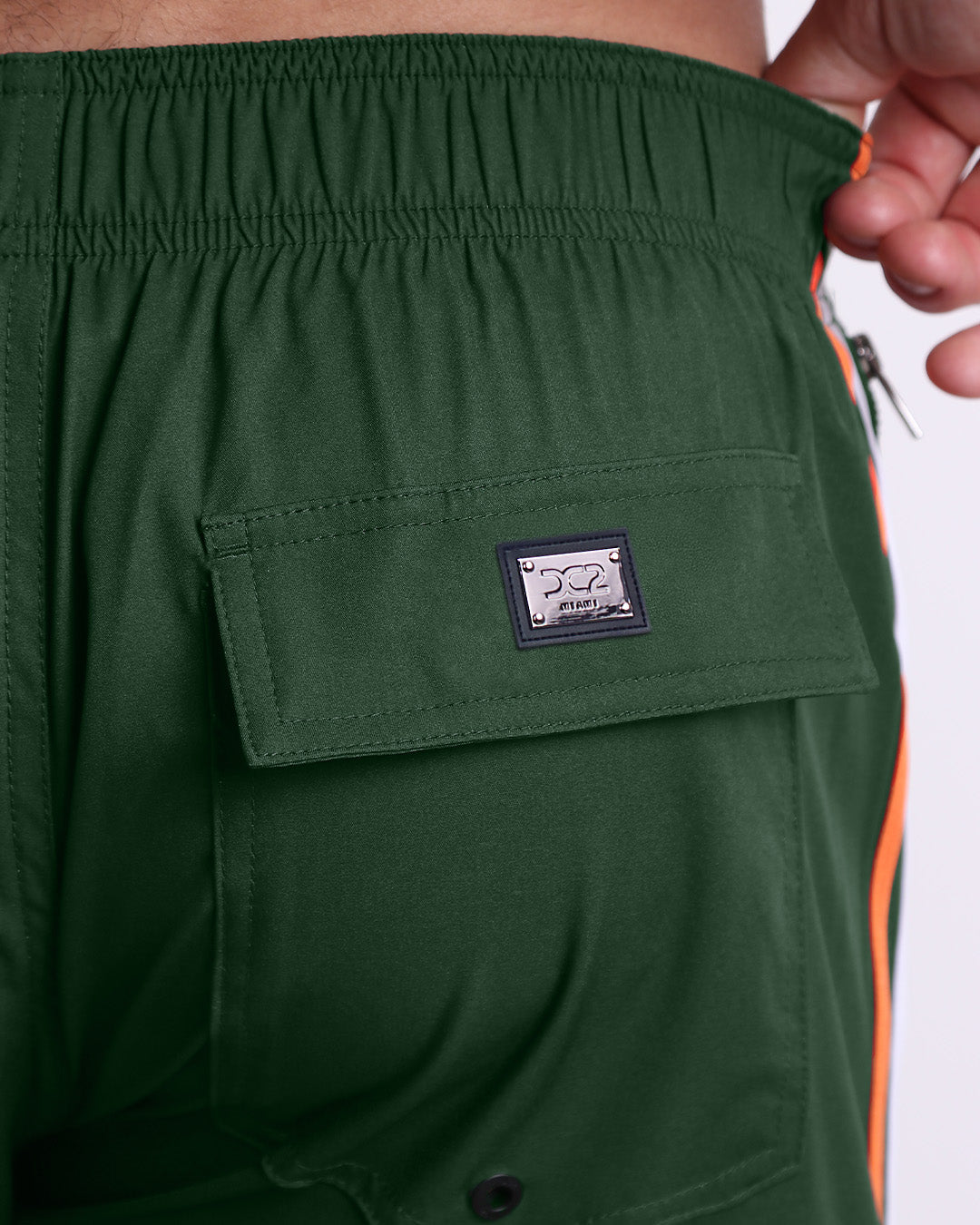 BRAVE GREEN - Flex Shorts