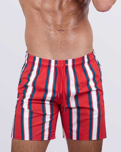 SWIFT STRIPES - Resort Shorts